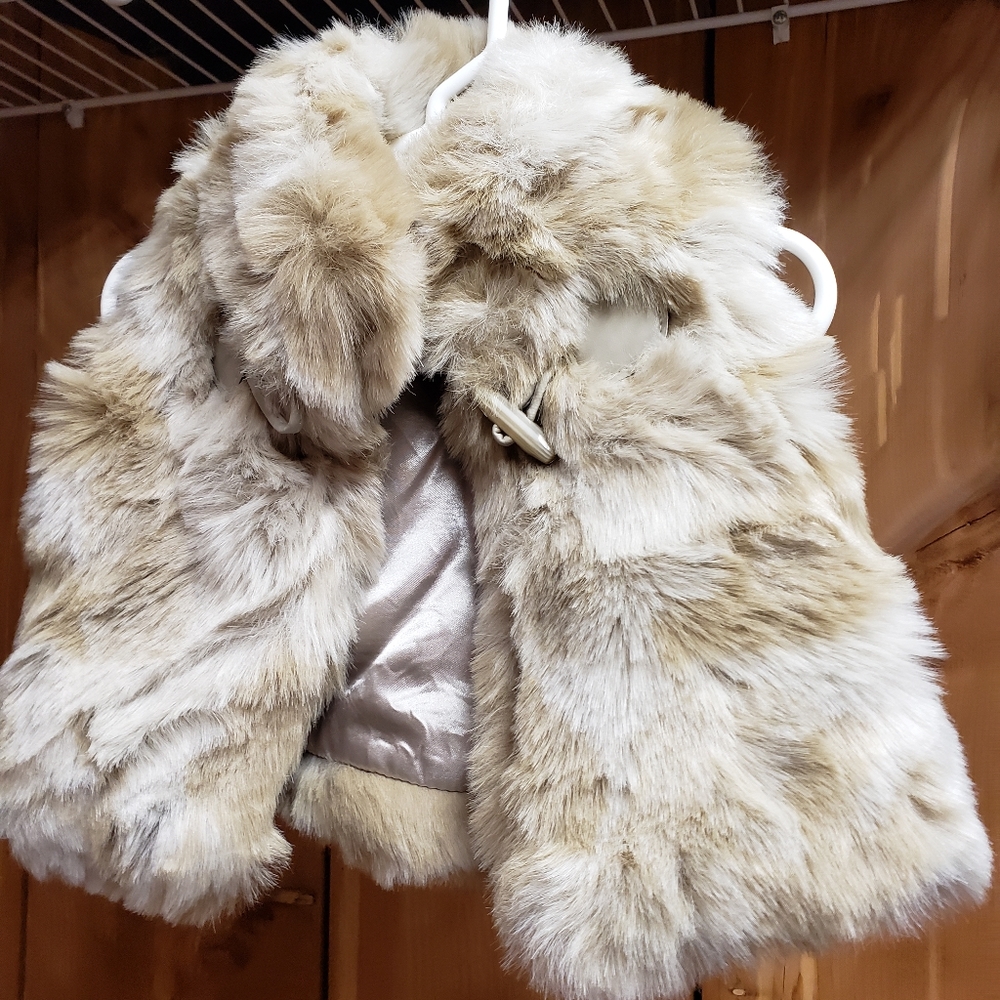 Child's furry vest